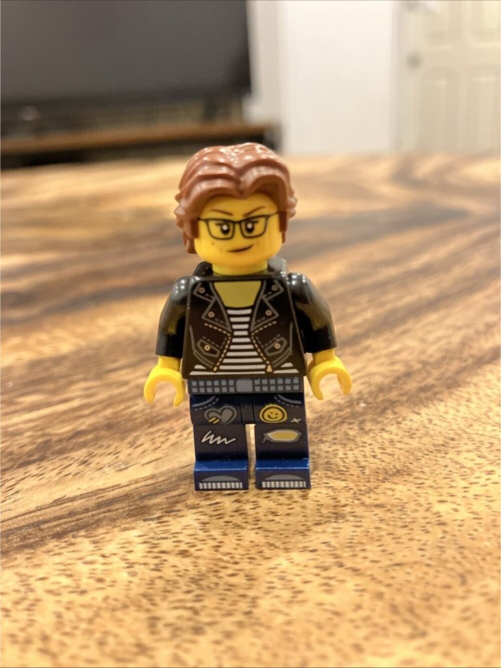 Lego Minifigure ( Authentic )